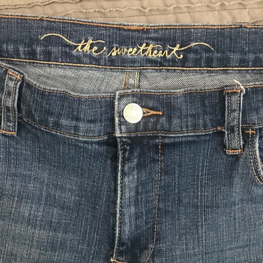 Old Navy The Sweetheart bootcut jeans